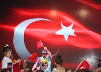 23 Nisan Heyecanı Dubai’de Yaşandı!