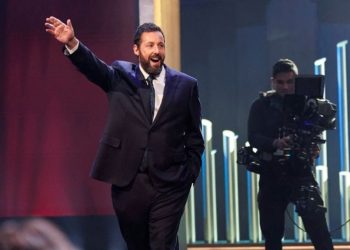 Adam Sandler, Mark Twain Ödülü’ne layık görüldü