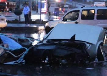 AFAD aracı kaza yaptı! Ölü ve çok sayıda yaralı var