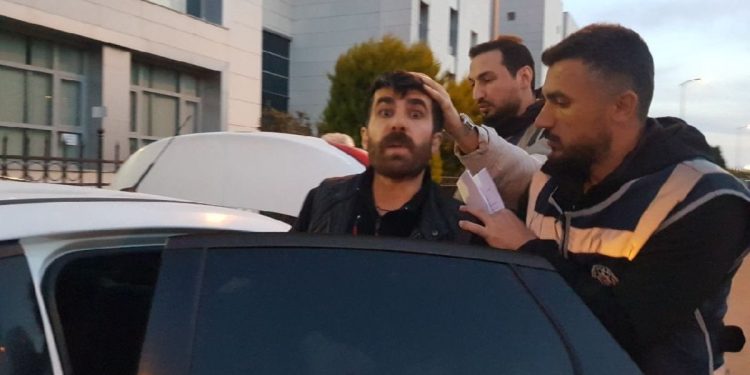 Ağabeyine kurşun yağdırdı: ‘Kardeşimi babamın daireleri öldürdü’