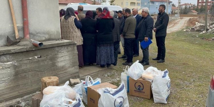AKP’li başkan yardımı şova dönüştürdü