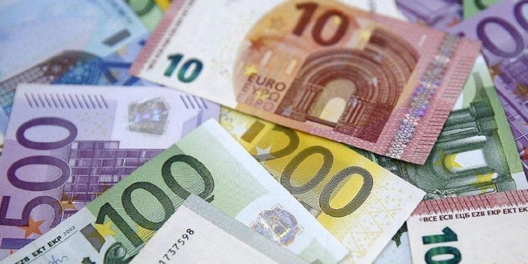 Almanya’da yatırımcı güveni beklenenden fazla düştü