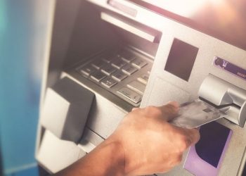 Bankanın açığını bulan tekstil çalışanı çiftten dev vurgun