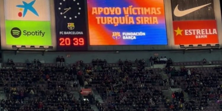 Barcelona ile Real Madrid arasında oynanan El Clasico’da Türkiye’deki afetler için destek çağrısı