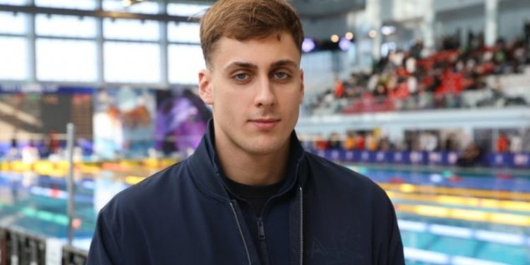 Bulgar yüzücü Miladinov, Avrupa Şampiyonası’nda kazandığı madalyayı depremzedeler için sattı