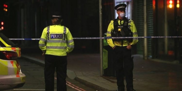 Camiden dönen yaşlı adamı ateşe veren kişi gözaltına alındı