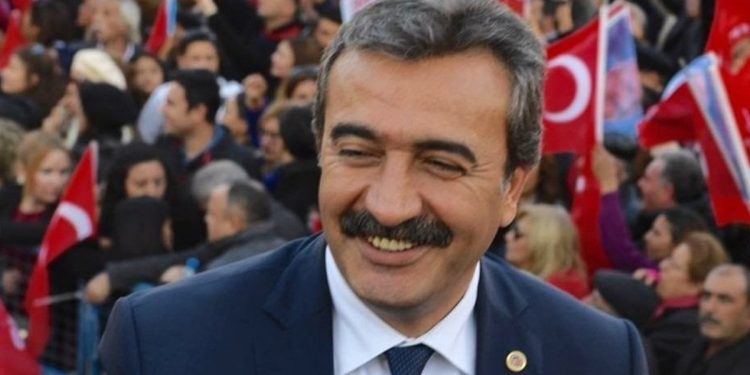 Çukurova Belediye Başkanı Soner Çetin’e suikast girişimi