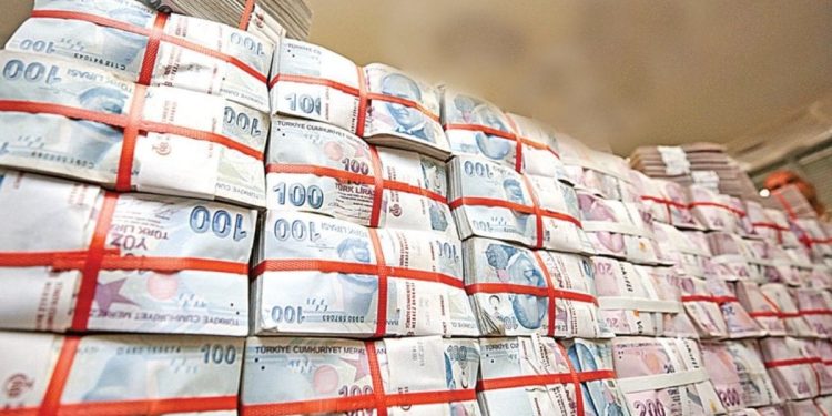 Dış borçta faiz yükü anaparanın üç katı