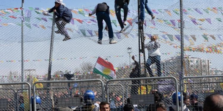 Diyarbakır’da nevruz gerginliği