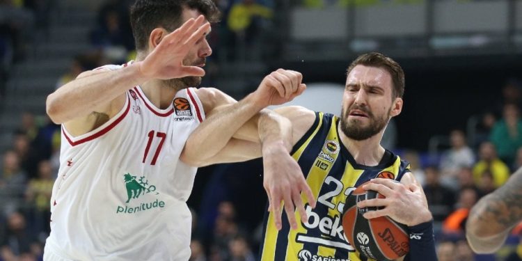 Fenerbahçe Beko’ya 4. sıra yarışında ağır darbe!