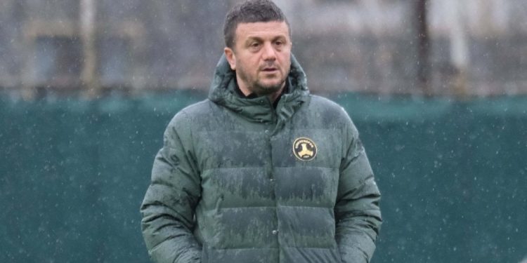 Hakan Keleş: Bize en az 12 puan daha gerekli