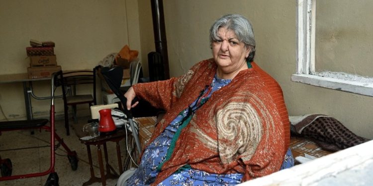 Hataylı 230 kiloluk kadın bütün depremleri evinde yaşadı