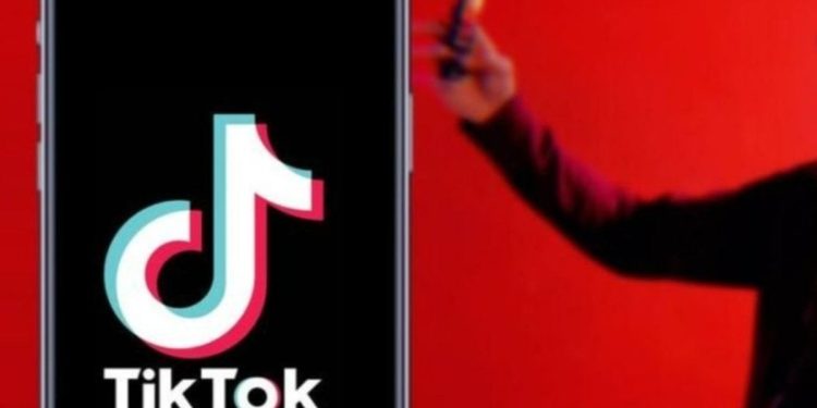 İngiltere ve İskoçya’dan TikTok yasağı
