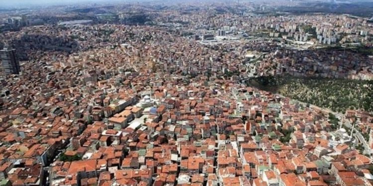 İstanbul’da deprem tehlikesi zemin sıvılaşması ile de kendini gösteriyor