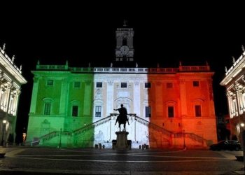 İtalya’da cezaevinde mahkumlara işkence yapan 23 polis açığa alındı
