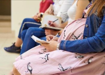 İtalya’da ‘taşıyıcı anneliği’ evrensel suç sayan yasa tasarısı önerisi