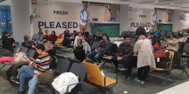 Kabin basıncı düşen yolcu uçağı İstanbul Havalimanı’na acil iniş yaptı