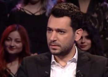 Kaliforniya’da kaybolan ve İngiliz aksanıyla İngilizce konuşan Nigel adlı papağanın 4 yıl sonra bulunduğunda hangi dilde konuştuğu görülmüştür?Kim Milyoner Olmak İster sorusu