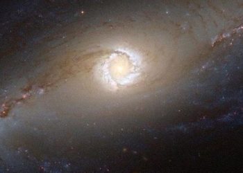 Kara delik nedir? Kara delik nasıl oluşur?