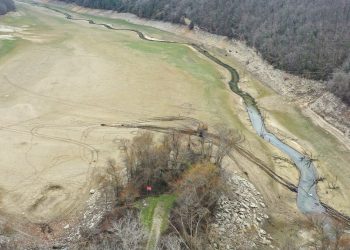 Kazandere Barajı kuruma noktasına geldi