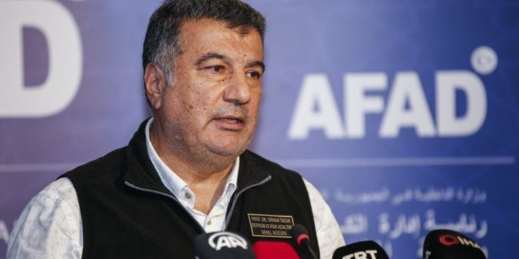 Orhan Tatar: Yıkımların olduğu yerler çoğunlukla fay hattında