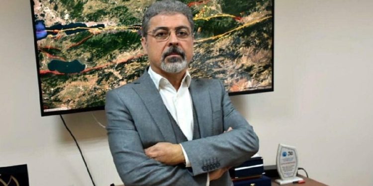 Prof. Dr. Sözbilir: 20 kilometre uzunluğundaki fay kırılmaya başladı