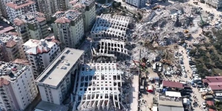 Rönesans Rezidans neden yıkıldı?