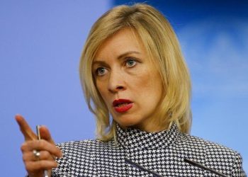 Rusya’dan İngiltere’ye uyarı: Uranyumlu mühimmatı kendi adanda dene