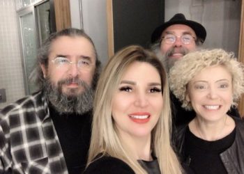 ‘Sokratesin Son Gecesi’ tiyatro severlerle buluştu