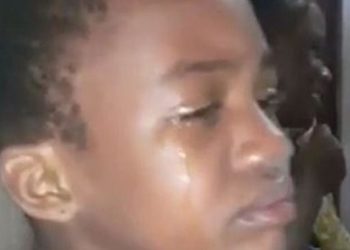 Sosyal medya bu görüntüleri konuşuyor… Tanzanya’da Muhteşem Yüzyıl yası!