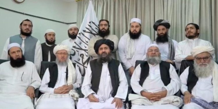 Taliban’dan ‘liyakat’ hamlesi: Hükümette akraba atamalarına yasak