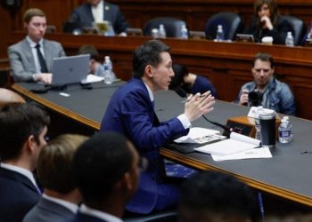 TikTok CEO’su Chew ifade verdi: Çin’in kontrolünde değiliz