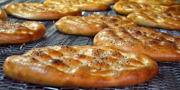 Vatandaşın sofrasından 39 pide eksildi