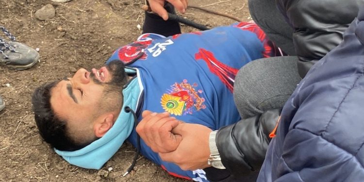 Yarışı kazandı, yere yığıldı