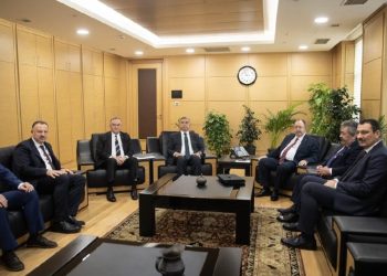 YSK’ya Erdoğan dilekçesi: Üçüncü kez aday olamaz, geçersiz sayın