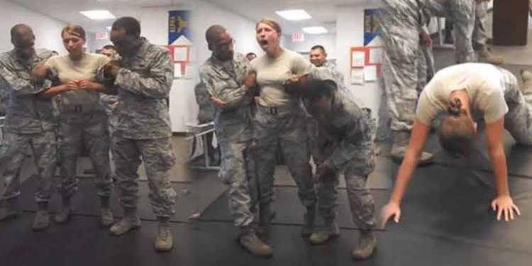 ABD ordusundaki kadınlarla ilgili çarpıcı rapor