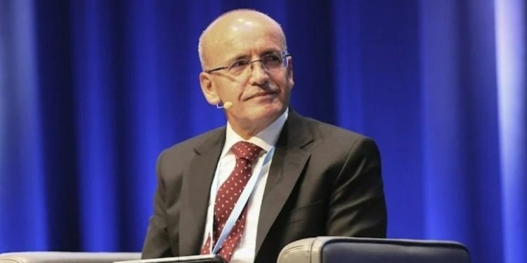 Bakan Şimşek’ten ‘öğrencilere vergisiz telefon’ açıklaması