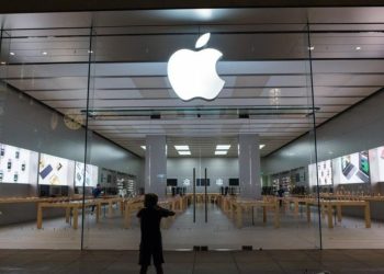 Teknoloji devi Apple’ın geliri düştü