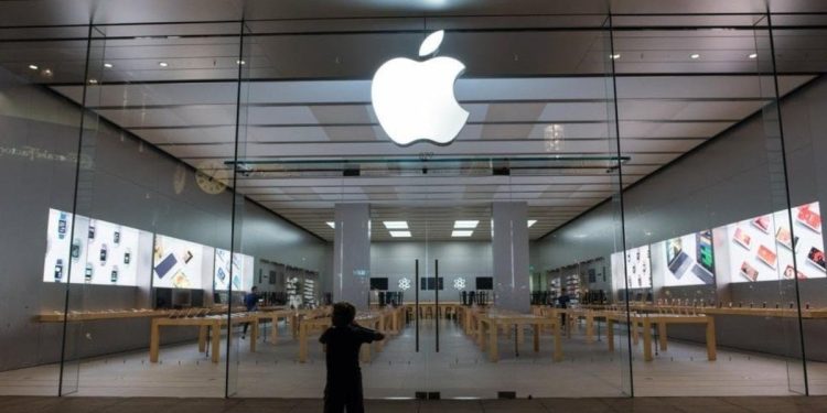 Teknoloji devi Apple’ın geliri düştü