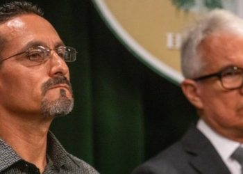 28 yıl suçsuz yere hapis yattı