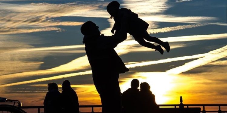 Bilim insanları araştırdı: İşte insan hayatındaki en mutlu dönem