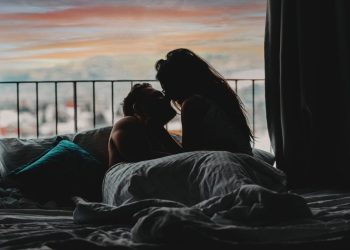 Duygusal dolandırıcılığa 8 tutuklama