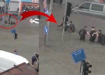 Başakşehir’de selde liselilerin tehlikeli geçişi