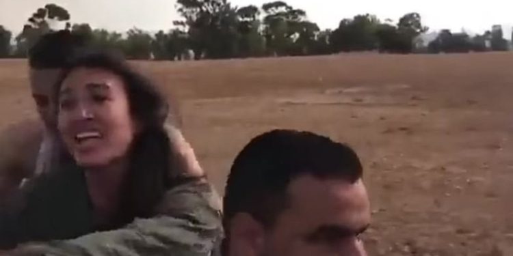 Hamas, kameralar önünde genç kadını böyle kaçırdı: Erkek arkadaşı çaresizce izledi