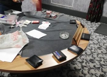 Kumarhaneye çevrilen apartmana ‘Maça’ operasyonunda 10 gözaltı